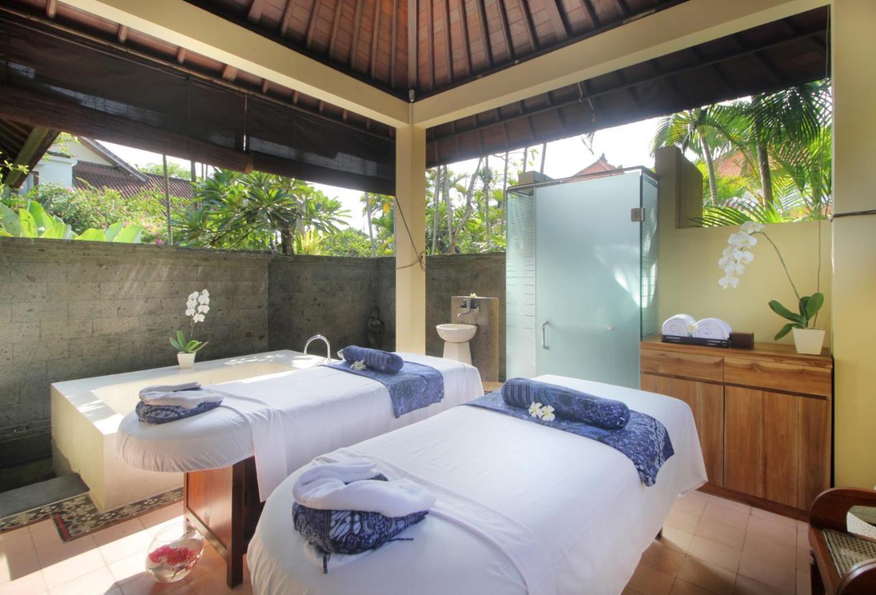 사가라 빌라 앤 스위트 발리 사누르 외부 사진 A spa in Bali, Indonesia